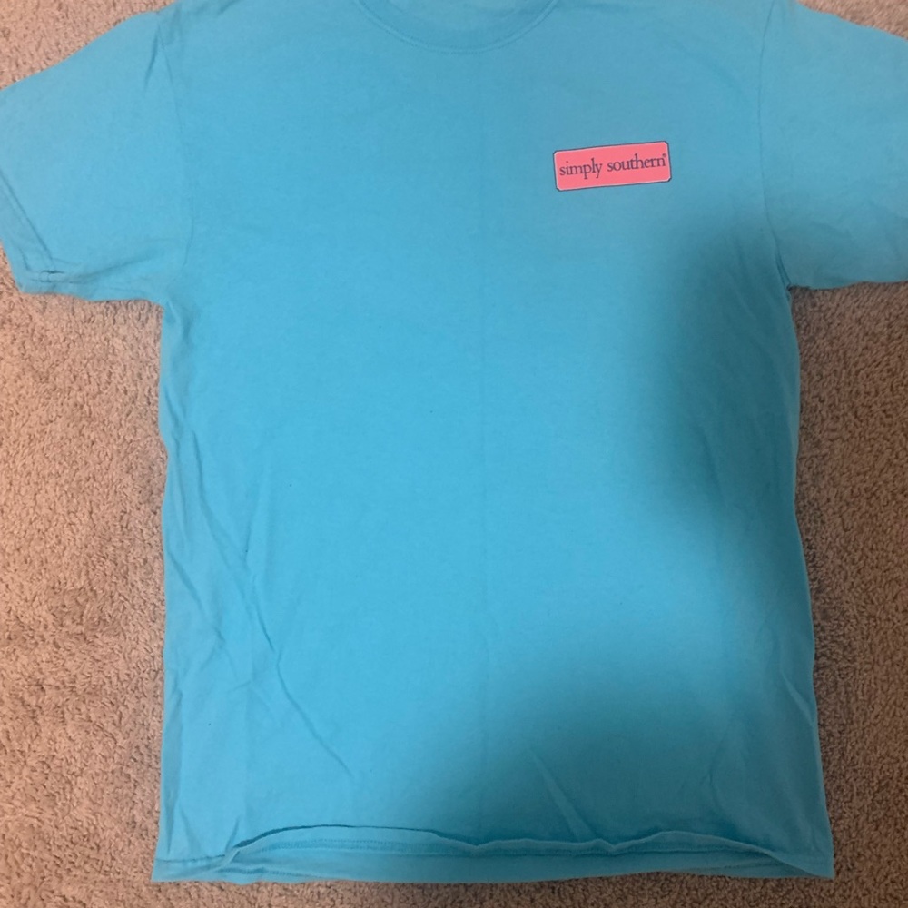 Super cute blue beach simply southern beach shirt